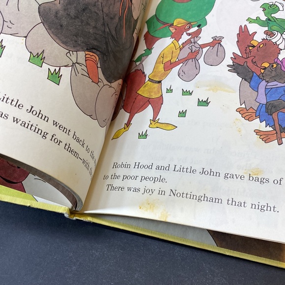 Disney - ROBIN HOOD Spins Gold Hard Cover Book - Picture 8 of 8